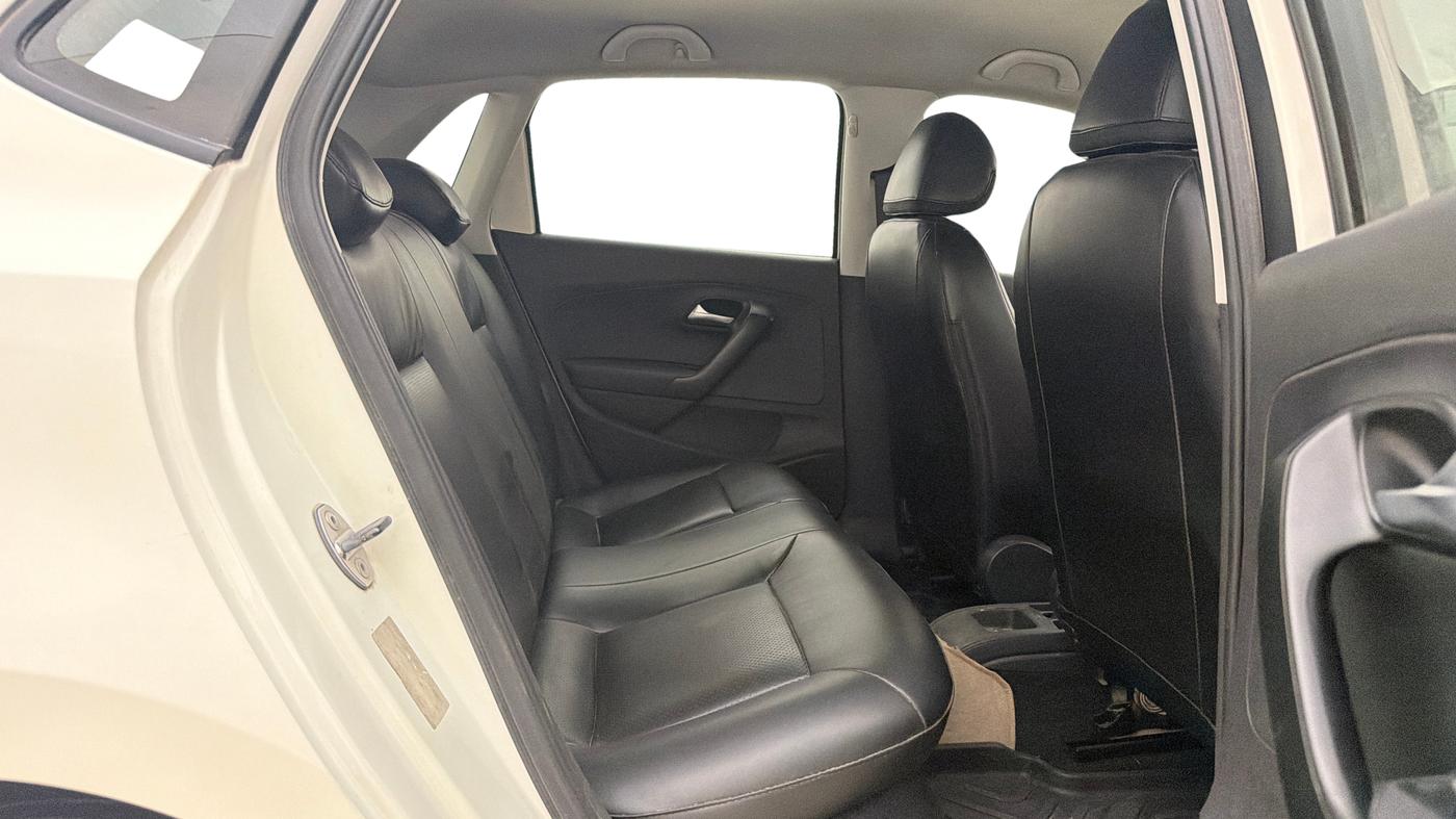 2016 Volkswagen Polo GT TSI AT, Petrol, Automatic, 80,459 km, Right Side Rear Door Cabin