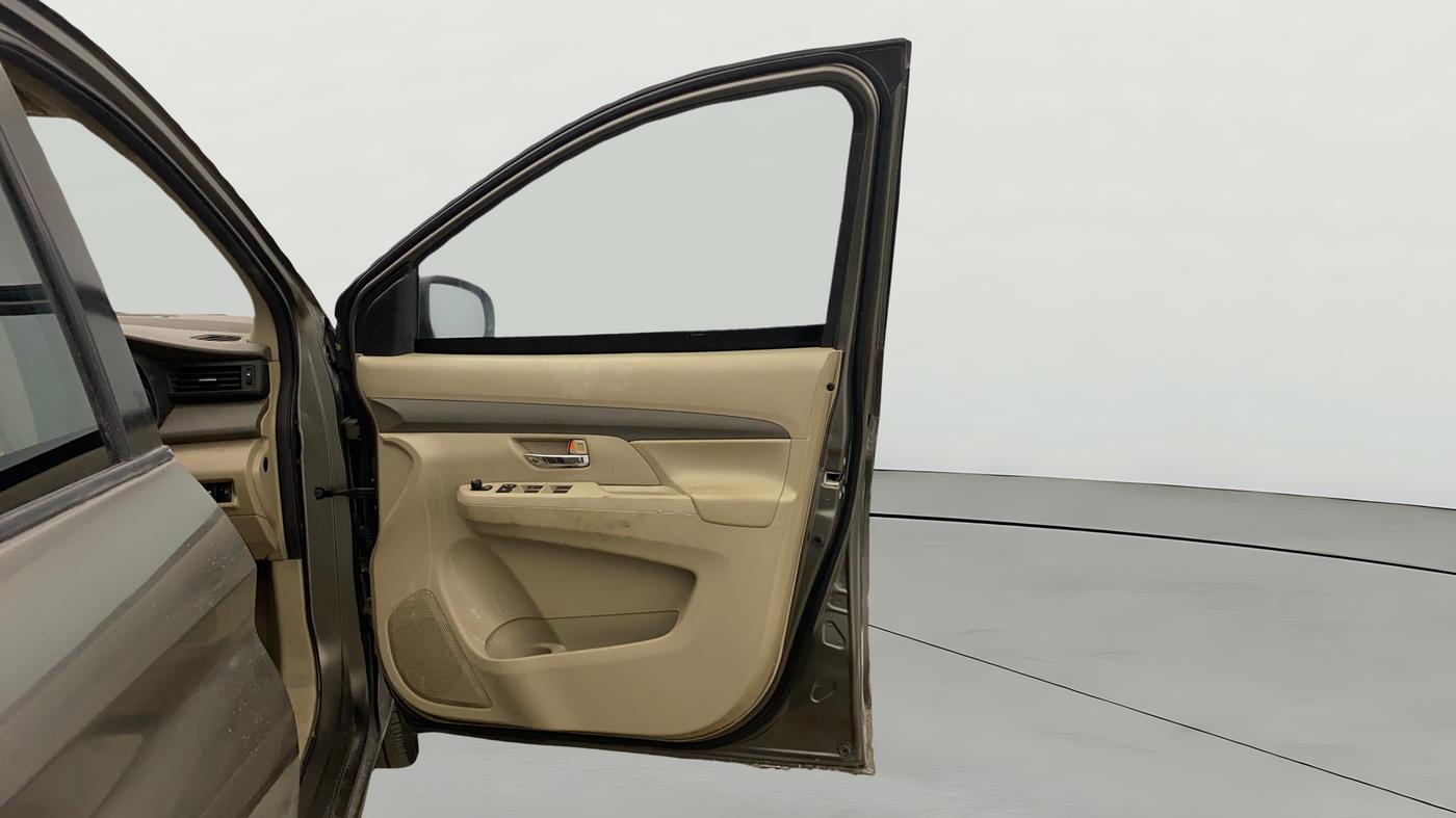 2023 Maruti Ertiga   VXI (O) CNG, CNG, Manual, 73,030 km, RHS Front Door