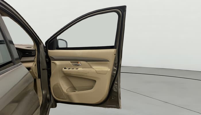 2023 Maruti Ertiga   VXI (O) CNG, CNG, Manual, 74,771 km, RHS Front Door