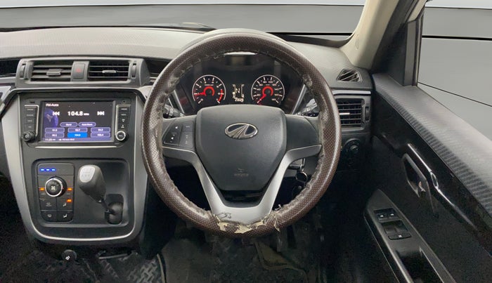 2017 Mahindra KUV 100 NXT K8 P 6 STR, Petrol, Manual, 23,027 km, Steering Wheel Close Up