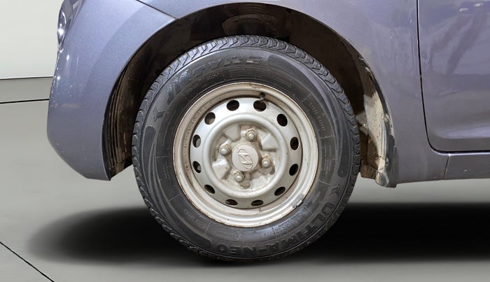 2017 Hyundai Eon ERA +, Petrol, Manual, 40,052 km, Left Front Wheel