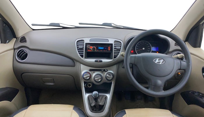 2013 Hyundai i10 MAGNA 1.2, CNG, Manual, 75,726 km, Dashboard