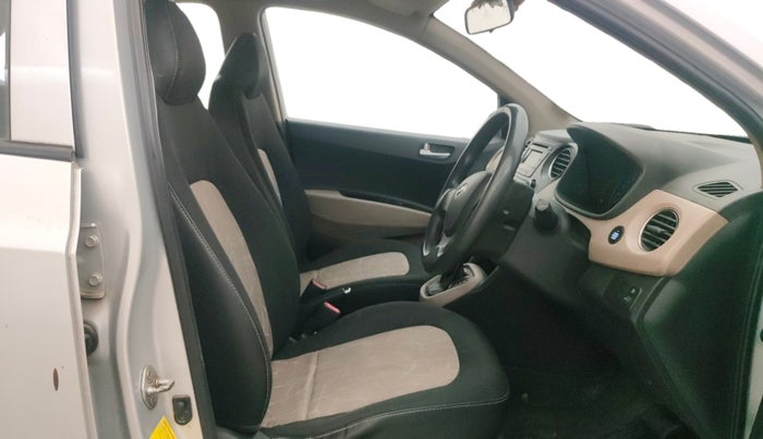 2013 Hyundai Grand i10 SPORTZ AT 1.2 KAPPA VTVT, Petrol, Automatic, 74,592 km, Right Side Front Door Cabin