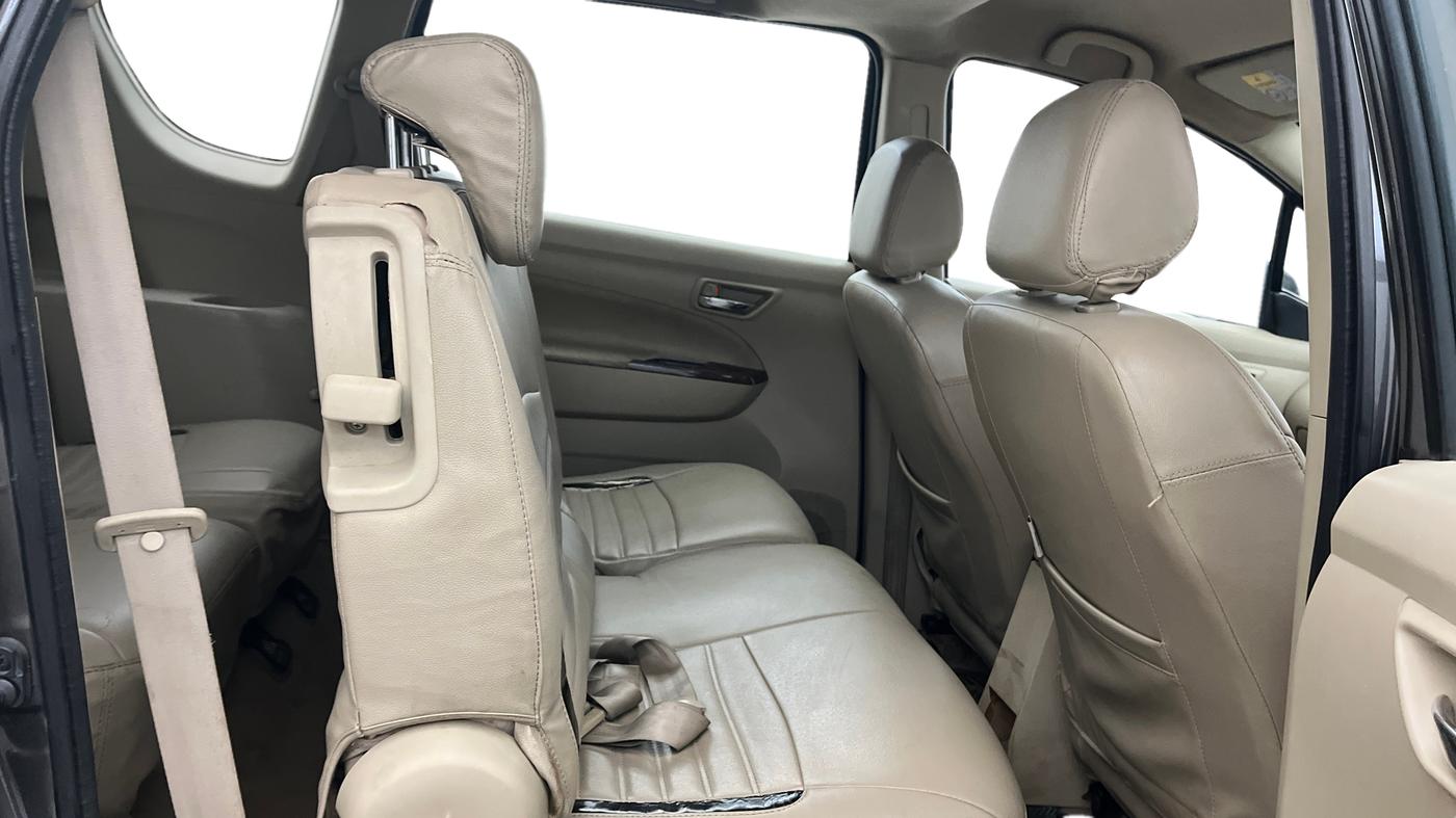 2018 Maruti Ertiga ZXI+, Petrol, Manual, 50,714 km, Right Side Rear Door Cabin