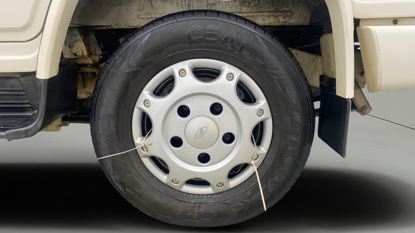2020 Mahindra Bolero B6, Diesel, Manual, 1,08,181 km, Left Rear Wheel