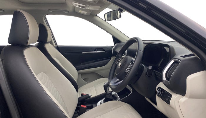 2020 KIA SONET HTX 1.0 IMT, Petrol, Manual, 38,291 km, Right Side Front Door Cabin