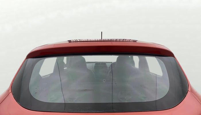 2017 Renault Kwid RXT 1.0 AMT, Petrol, Automatic, 70,086 km, Rear Windshield