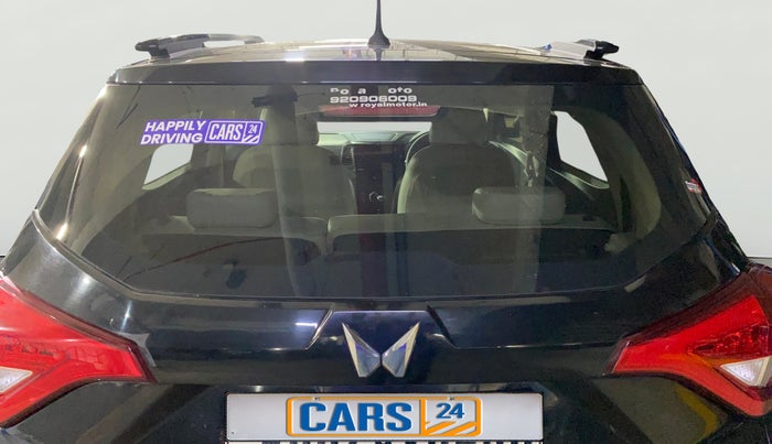 2023 Mahindra XUV300 W6 1.2 PETROL, Petrol, Manual, 8,518 km, Rear Windshield
