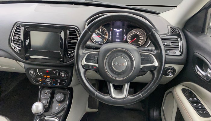 2017 Jeep Compass LIMITED (O) 2.0 DIESEL 4X4, Diesel, Manual, 72,840 km, Steering Wheel Close Up