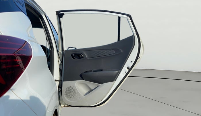 2023 Hyundai GRAND I10 NIOS MAGNA 1.2 KAPPA VTVT, Petrol, Manual, 10,528 km, RHS Rear Door