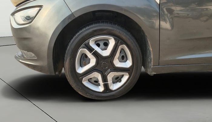 2022 Tata ALTROZ XT PETROL, Petrol, Manual, 1,01,013 km, Left Front Wheel