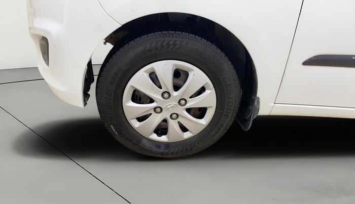 2013 Hyundai i10 MAGNA 1.1, Petrol, Manual, 76,739 km, Left Front Wheel