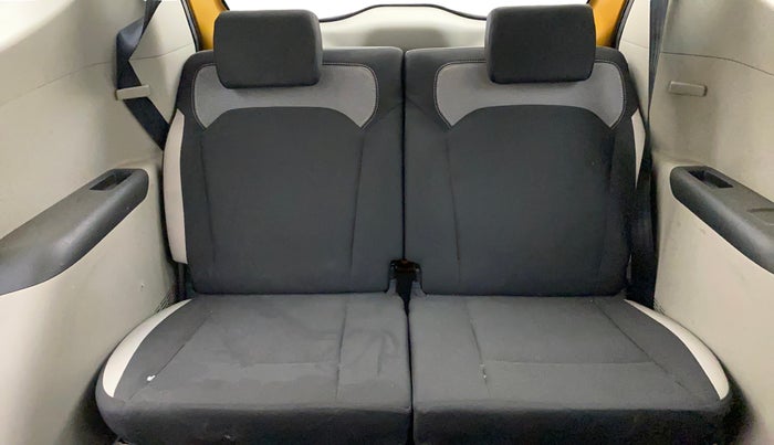 2020 Renault TRIBER RXL MT, Petrol, Manual, 93,801 km, Third Seat Row ( optional )