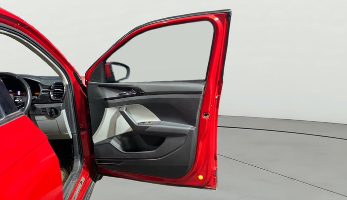 2023 Skoda KUSHAQ STYLE 1.0L TSI AT (6 AIRBAGS), Petrol, Automatic, 15,828 km, RHS Front Door