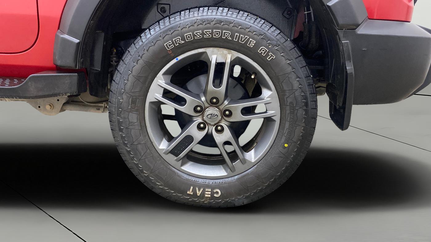 2022 Mahindra Thar LX HARD TOP 4WD MT, Diesel, Manual, 49,589 km, Left Rear Wheel