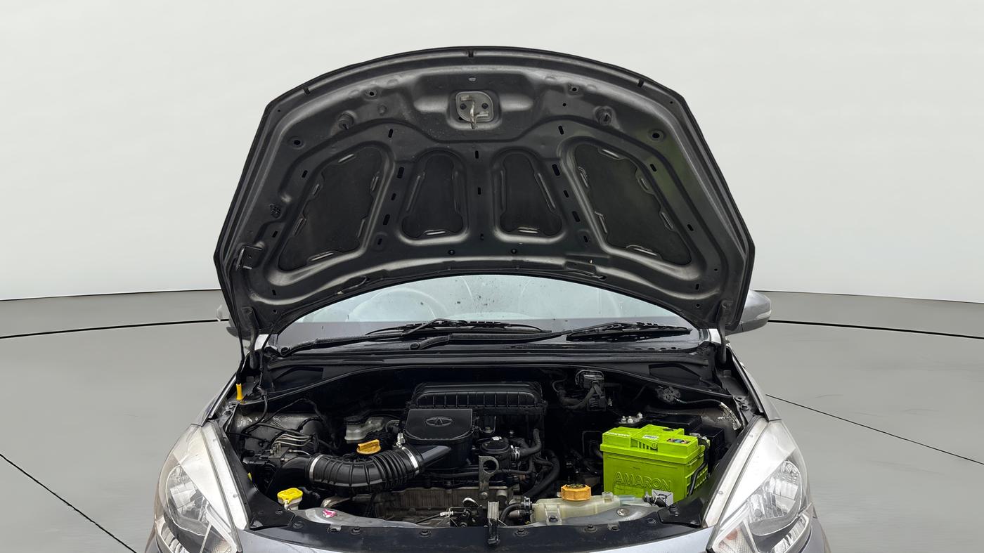 2018 Tata Tiago XZA PETROL, Petrol, Automatic, 67,280 km, Open Bonet