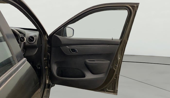 2019 Renault Kwid RXL, Petrol, Manual, 17,247 km, RHS Front Door