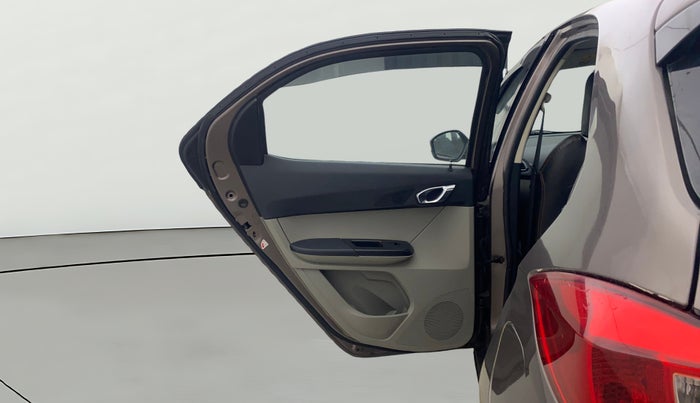 2017 Tata Tiago XZ PETROL, Petrol, Manual, 90,054 km, LHS Rear Door