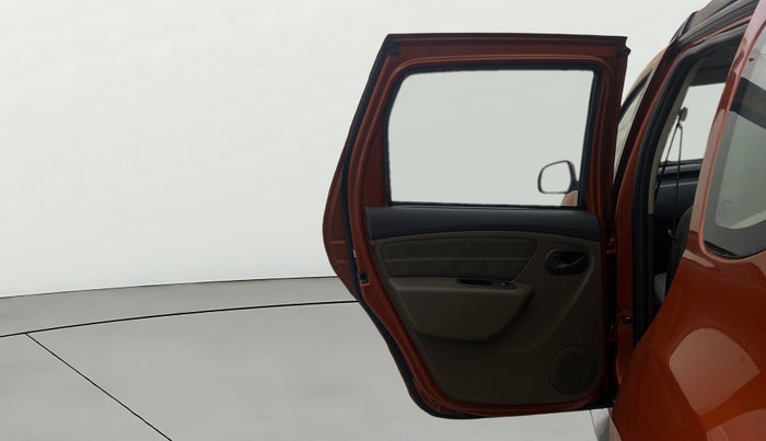 2016 Renault Duster 110 PS RXL 4X2 AMT, Diesel, Automatic, 71,808 km, LHS Rear Door