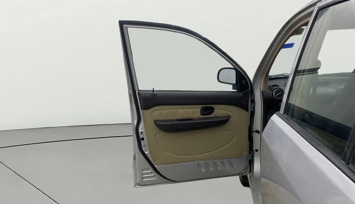 2013 Hyundai Santro Xing GLS, Petrol, Manual, 41,289 km, LHS Front Door