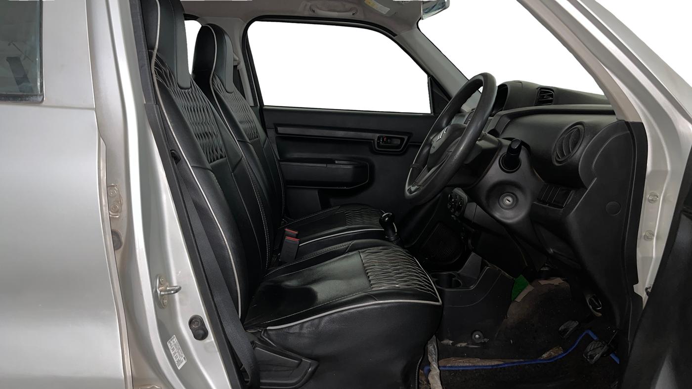 2021 Maruti S PRESSO VXI (O), Petrol, Manual, 39,324 km, Right Side Front Door Cabin