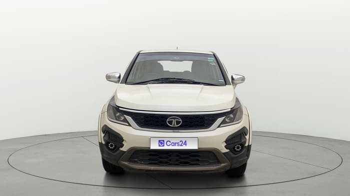 2017 Tata Hexa XMA 4X2 7 STR, Diesel, Automatic, 1,11,256 km, Front