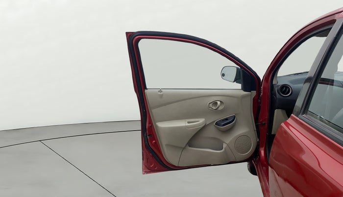 2016 Datsun Go T (O), Petrol, Manual, 43,007 km, LHS Front Door