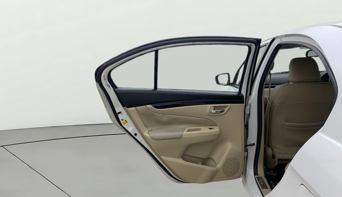 2016 Maruti Ciaz ZDI SHVS, Diesel, Manual, 59,283 km, LHS Rear Door