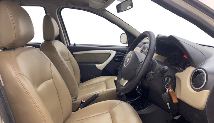 2013 Renault Duster 85 PS RXL DIESEL, Diesel, Manual, 1,07,789 km, Right Side Front Door Cabin