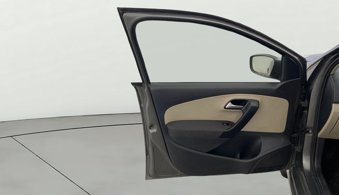 2014 Volkswagen Polo HIGHLINE DIESEL, Diesel, Manual, 58,909 km, LHS Front Door