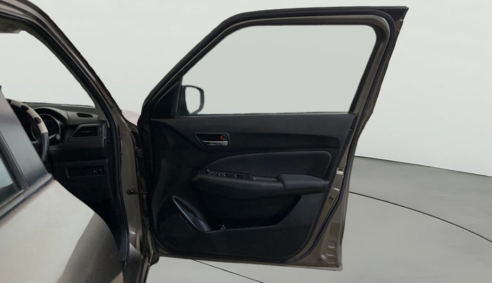 2020 Maruti Swift VXI, Petrol, Manual, 25,849 km, RHS Front Door