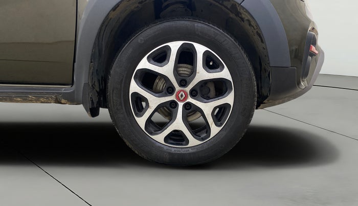 2020 Renault Duster RXS 1.3 TURBO PETROL CVT, Petrol, Automatic, 58,317 km, Right Front Wheel