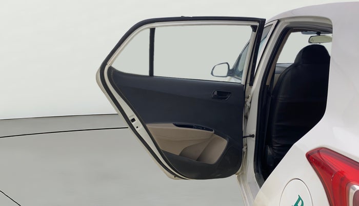 2016 Hyundai Grand i10 MAGNA 1.2 KAPPA VTVT, Petrol, Manual, 1,47,716 km, LHS Rear Door