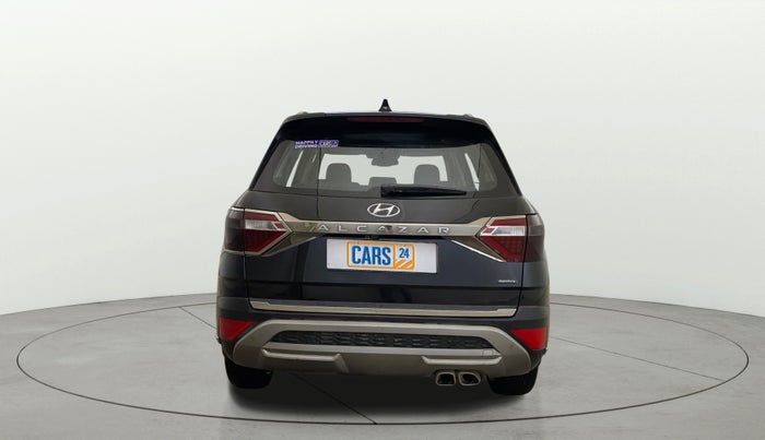 2022 Hyundai ALCAZAR 2.0 SIGNATURE (O) AT 6STR, CNG, Automatic, 32,844 km, Back/Rear