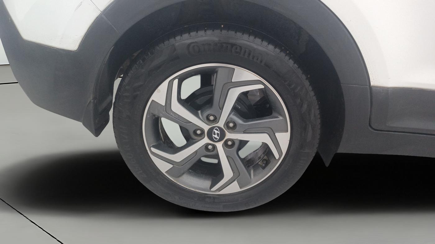 2018 Hyundai Creta SX AT 1.6 DIESEL, Diesel, Automatic, 1,27,141 km, Right Rear Wheel