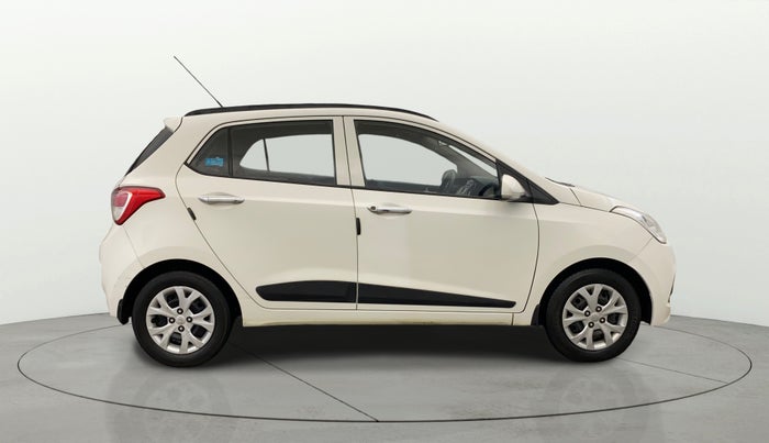 2015 Hyundai Grand i10 SPORTZ 1.2 KAPPA VTVT, Petrol, Manual, 34,552 km, Right Side View