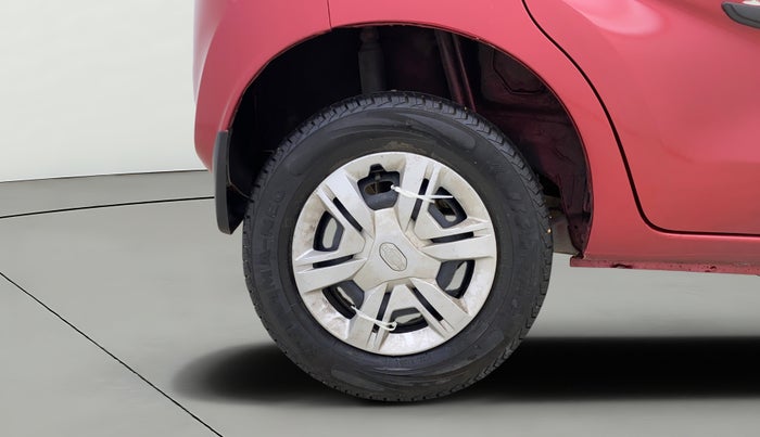 2016 Datsun Redi Go T (O), Petrol, Manual, 42,701 km, Right Rear Wheel