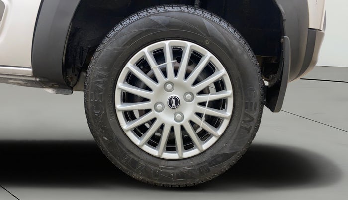 2018 Renault Kwid RXT 1.0 AMT, Petrol, Automatic, 32,954 km, Left Rear Wheel