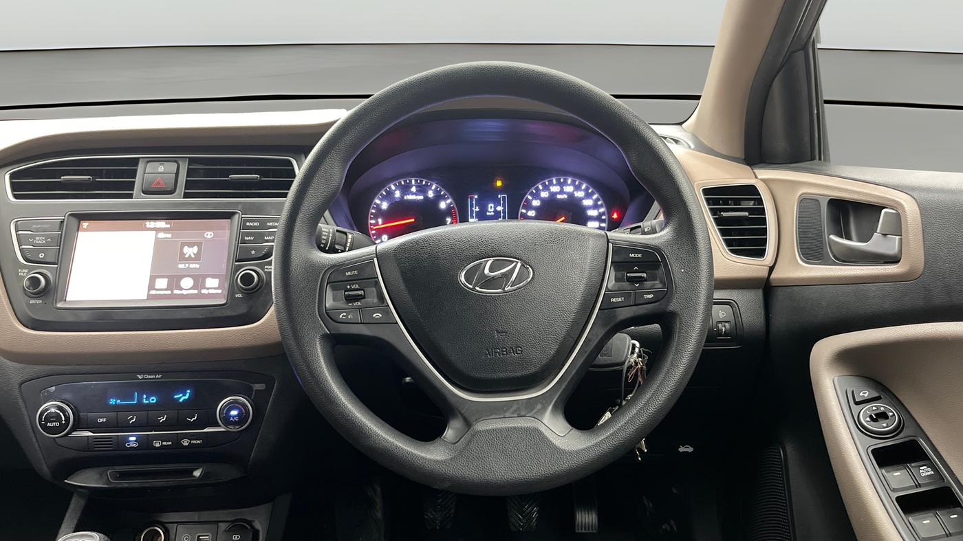 2018 Hyundai Elite i20 ASTA 1.2, Petrol, Manual, 49,316 km, Steering Wheel Close Up