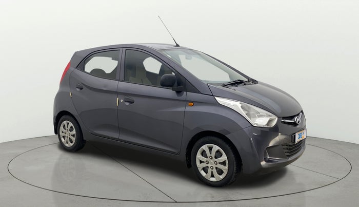 2017 Hyundai Eon MAGNA +, Petrol, Manual, 20,836 km, Right Front Diagonal