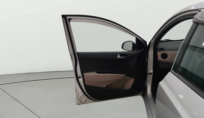 2015 Hyundai Xcent S 1.2, Petrol, Manual, 1,00,172 km, LHS Front Door