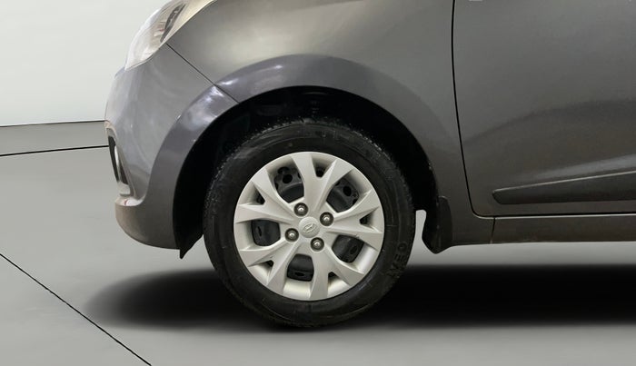 2016 Hyundai Grand i10 SPORTZ 1.2 KAPPA VTVT, Petrol, Manual, 34,584 km, Left Front Wheel