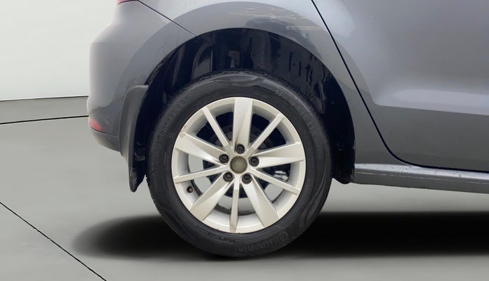 2014 Volkswagen Polo HIGHLINE1.2L, Petrol, Manual, 70,578 km, Right Rear Wheel