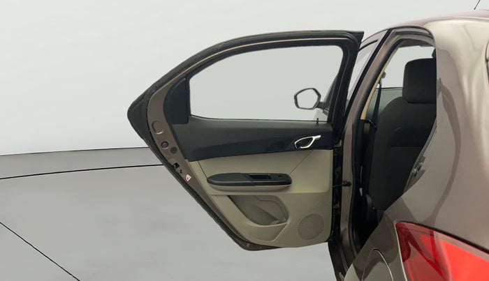 2018 Tata Tiago XZ PETROL, Petrol, Manual, 50,359 km, LHS Rear Door
