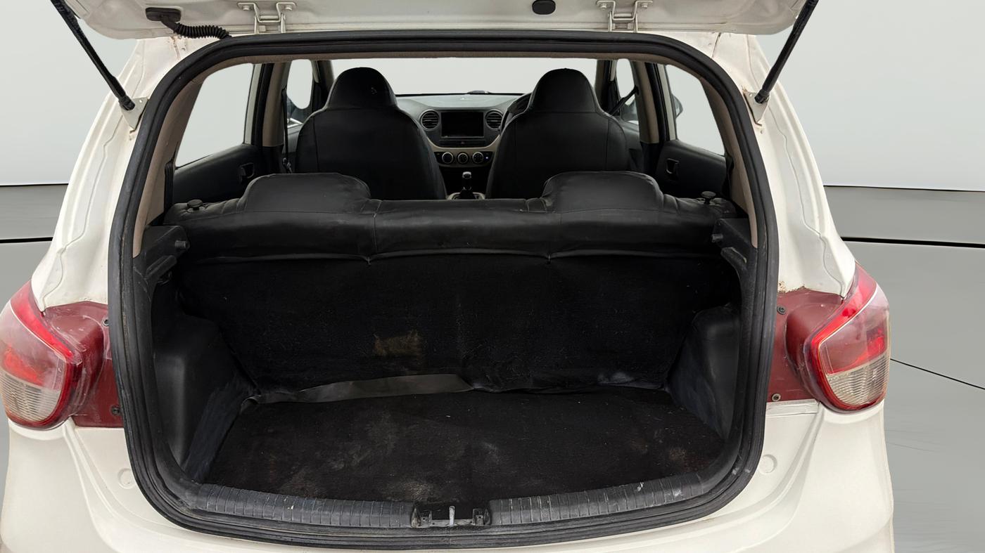 2017 Hyundai Grand i10 ASTA 1.2 KAPPA VTVT, Petrol, Manual, 96,012 km, Boot Open Zoomed View