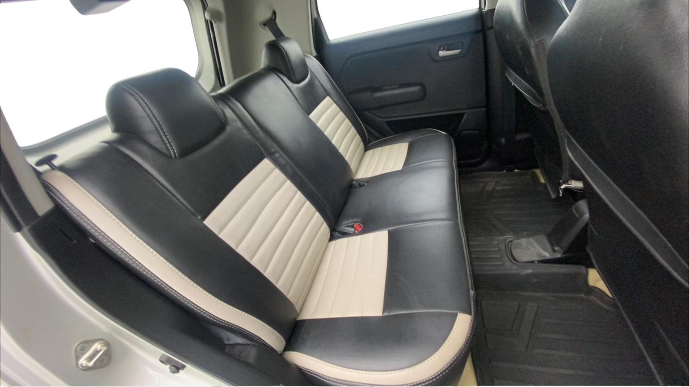 2020 Maruti New Wagon-R VXI (O) 1.2, Petrol, Manual, 30,491 km, Right Side Rear Door Cabin