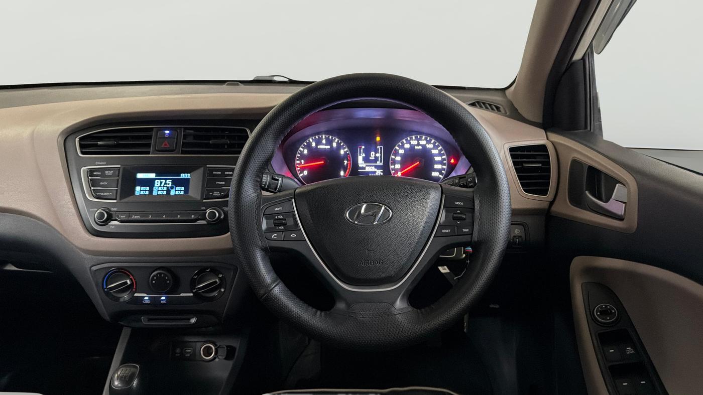 2019 Hyundai Elite i20 MAGNA PLUS 1.2, Petrol, Manual, 50,785 km, Steering Wheel Close Up