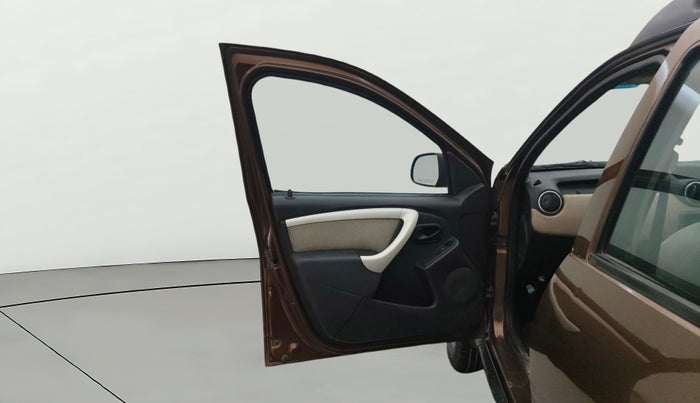 2013 Renault Duster RXL PETROL, Petrol, Manual, 23,481 km, LHS Front Door