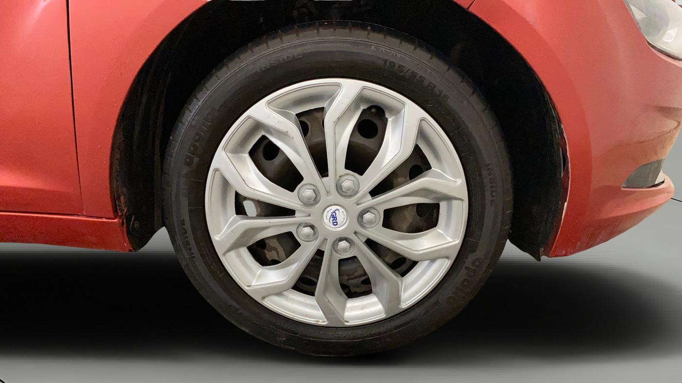 2020 Tata ALTROZ XT PETROL, Petrol, Manual, 87,123 km, Right Front Wheel