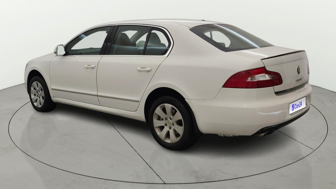2013 Skoda Superb ELEGANCE 2.0 TDI CR AT, Diesel, Automatic, 68,183 km, Left Back Diagonal